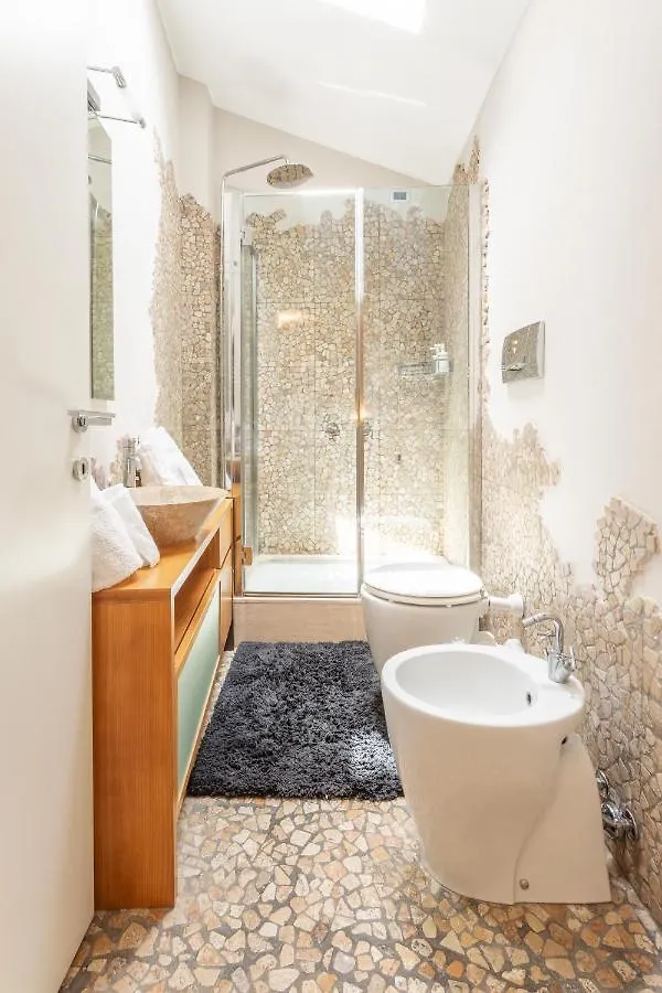 Apartment Suite Alzaia By Icasamia It Milan