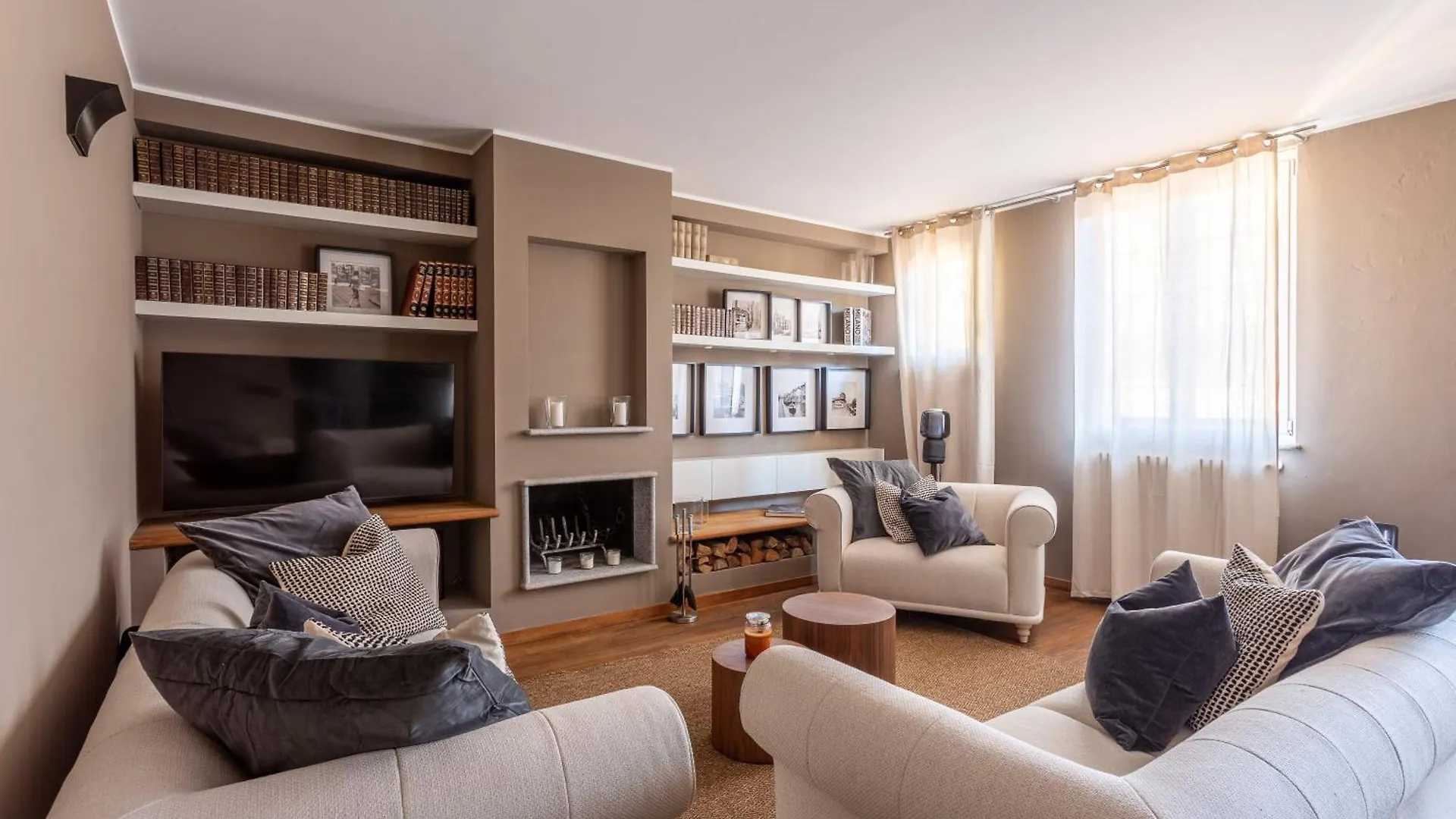 Apartment Suite Alzaia By Icasamia It Milan
