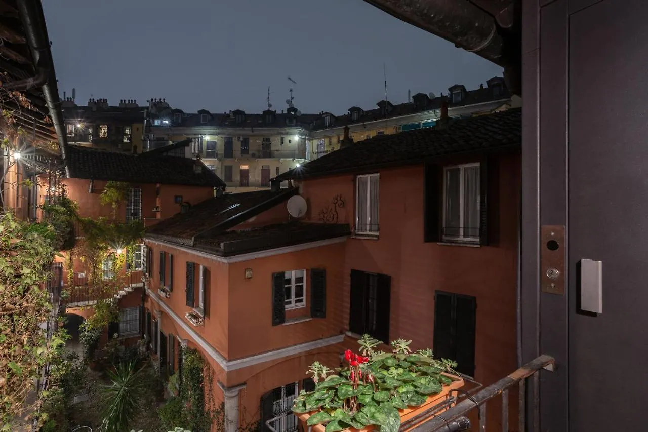 Apartment Suite Alzaia By Icasamia It Milan Italy